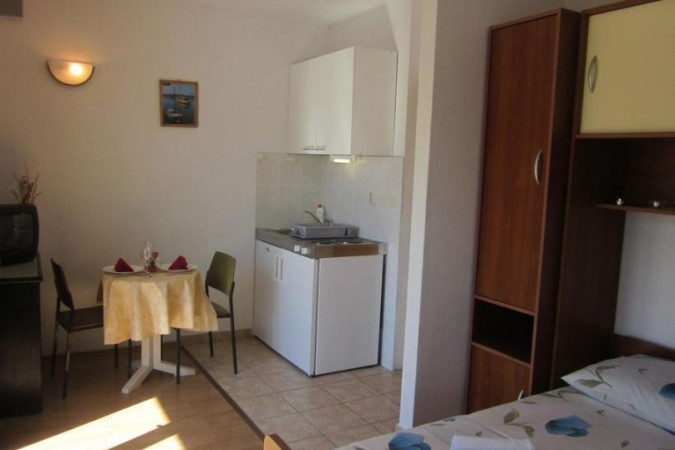 APARTMAN STUDIO AS1, Apartmani Kre&scaron;ić Hvar