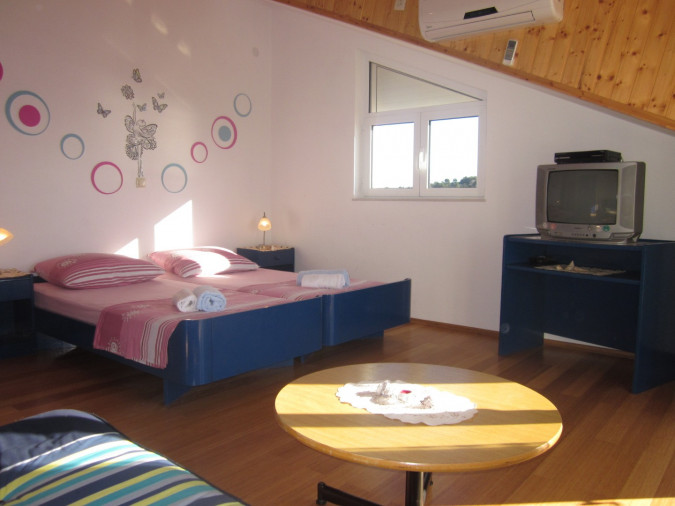 APARTMAN DELUX AP4, Apartmani Kre&scaron;ić Hvar